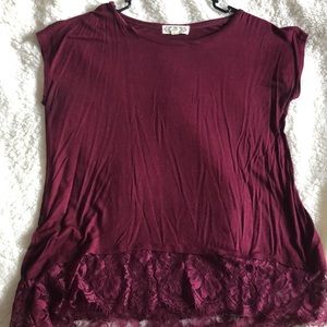 maroon t shirt with lace trim